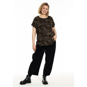 Mönstrad Gitte T-shirt från Gozzip G256015