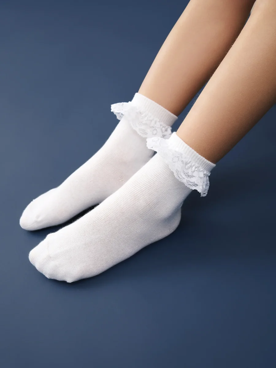 Ankelstrumpa med spets