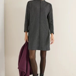 Klänning med tvåfärgad textur