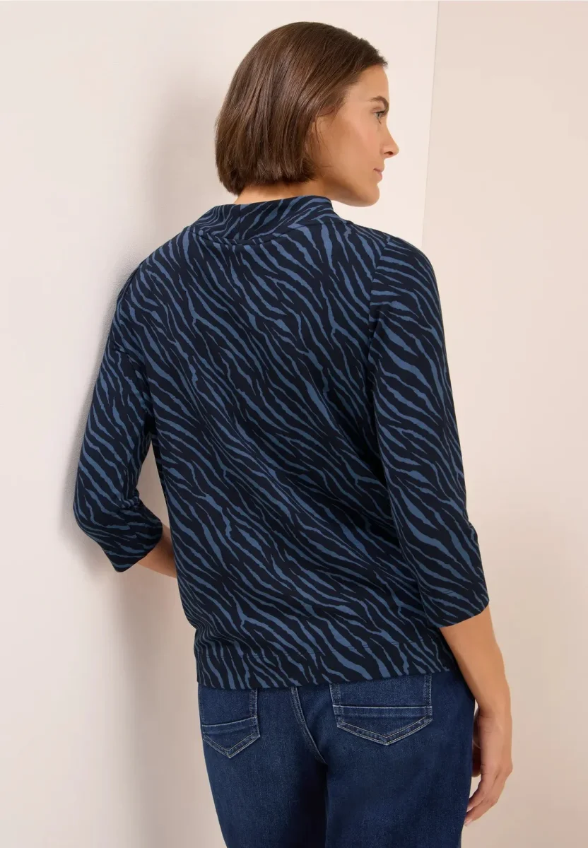 Mönstrad tröja med trattkrage - Bild 3