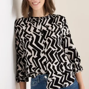 Mönstrad blus i viskos från Cecil