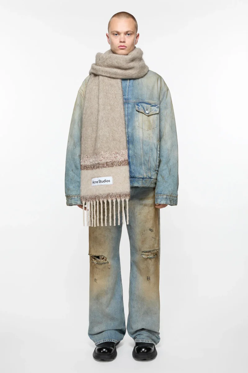 Acne Studios Halsduk Fringed Logo - Bild 4