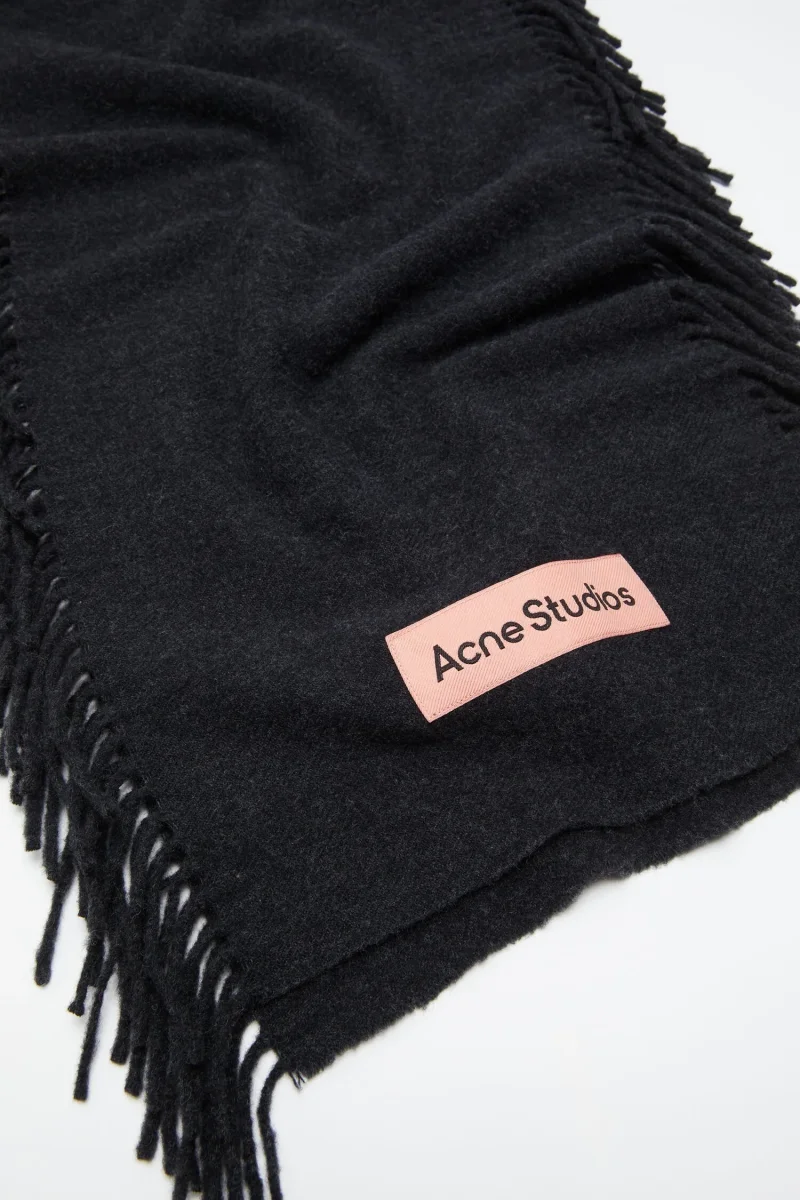 Acne Studios Halsduk Fringe Wool - Bild 5