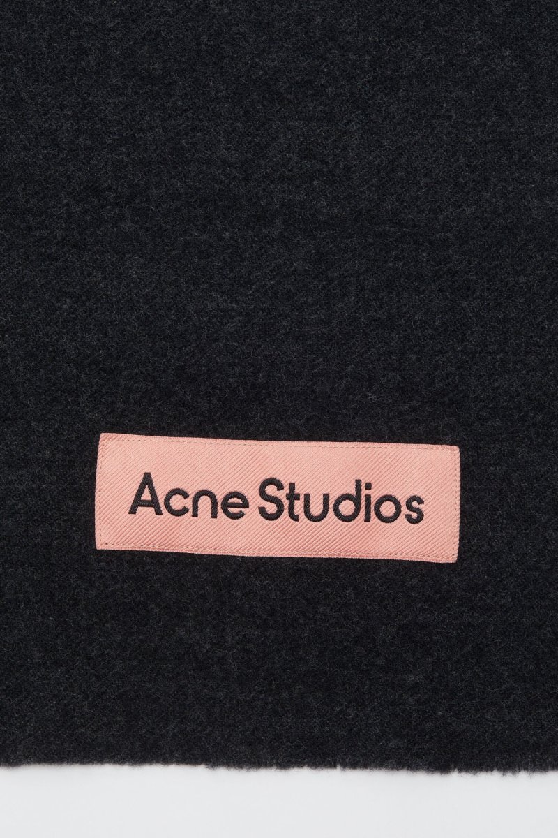 Acne Studios Halsduk Fringe Wool - Bild 6