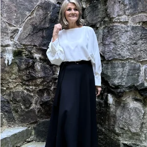 Mönsterpaket Blus Iris - 2  modeller, 4 tyger