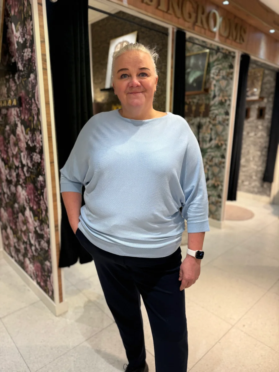 Ljusblå stickad tröja från YESTA A006101