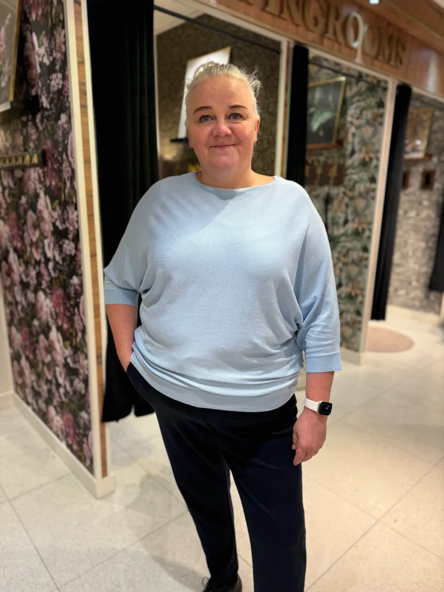 Ljusblå stickad tröja från YESTA A006101 - Bild 3