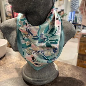 Mönstrad scarf från Angels By Clair 131