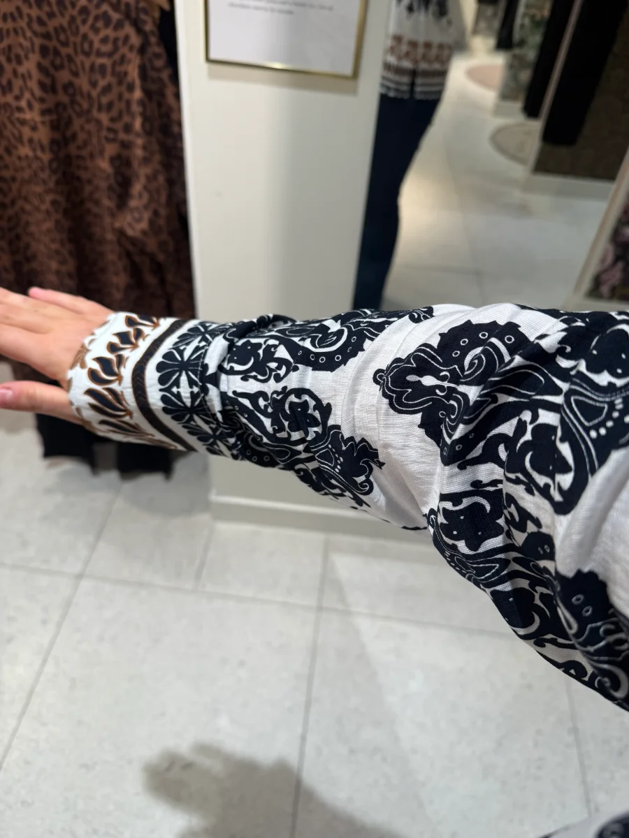 Mönstrad blus från Carmakoma 15372142 - Bild 6