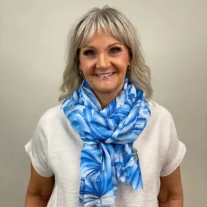 Scarf i blommönster från Mixbyheart