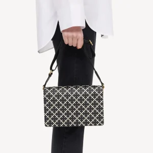 By Malene Birger Väska Loenna