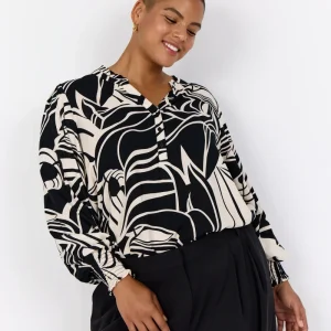 Svart/vit mönstrad blus från Wasabi W10686