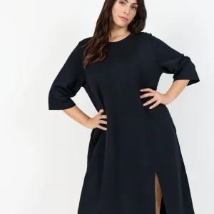 Svart skön klänning från Wasabi W20551