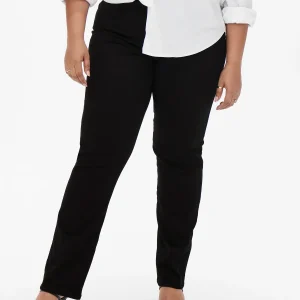 Svarta jeans med raka ben från Carmakoma 15256784