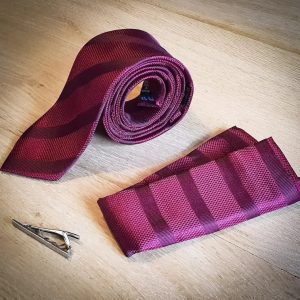 Cavani Burgundy slips med näsduk