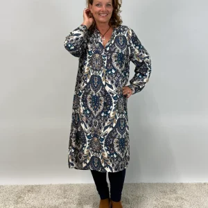 VÅRYRA! Medaljongmönstrad klänning från Mixbyheart, marin