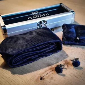 Marinblått Gentlemans set - Slips, Näsduk, Slipsklämma & Manschettknappar | Cavani